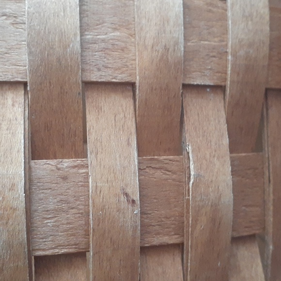 1993 Longaberger classic warm spring basket. - Picture 12 of 16